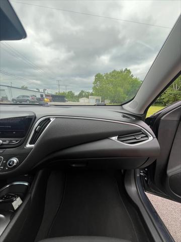 2021 Chevrolet Malibu FWD LT