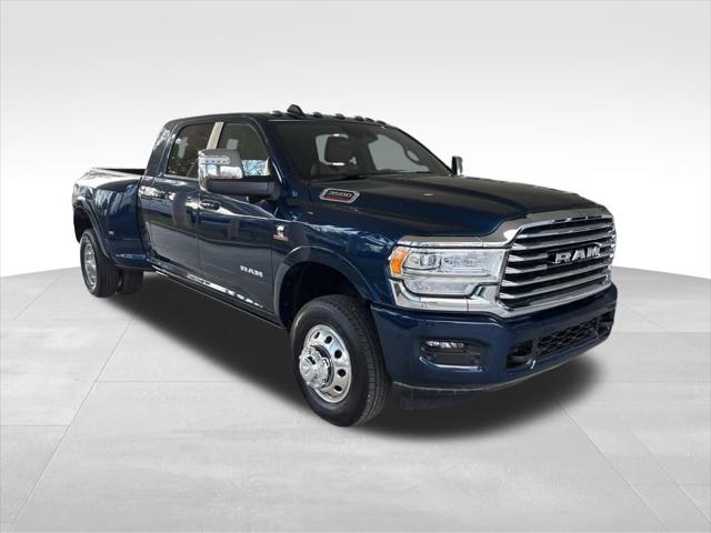 2023 RAM Ram 3500 RAM 3500 LIMITED LONGHORN MEGA CAB 4X4 64 BOX