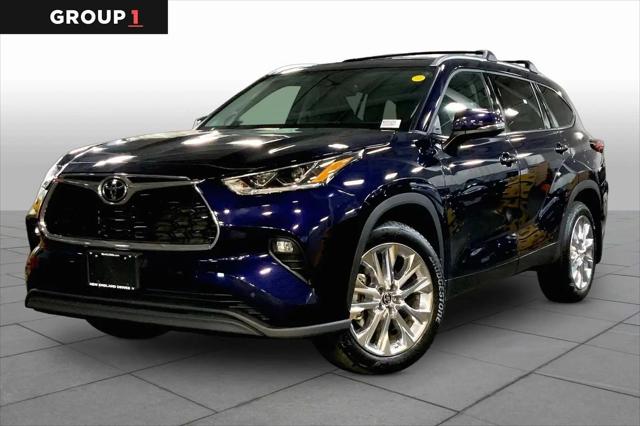 2022 Toyota Highlander Limited for sale in Danvers, MA