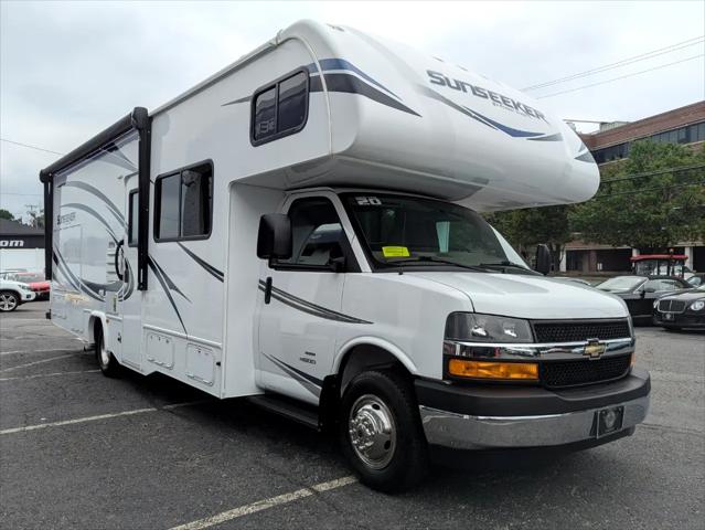 2020 Chevrolet Express Cutaway 4500 Van