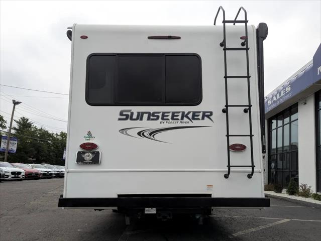 2020 Chevrolet Express Cutaway 4500 Van