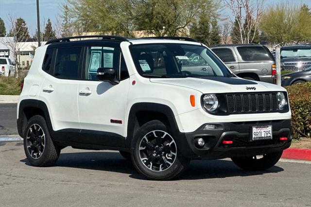 2023 Jeep Renegade Trailhawk 4x4