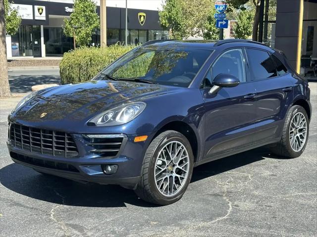 2017 Porsche Macan Standard