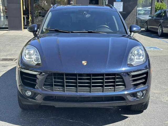2017 Porsche Macan Standard