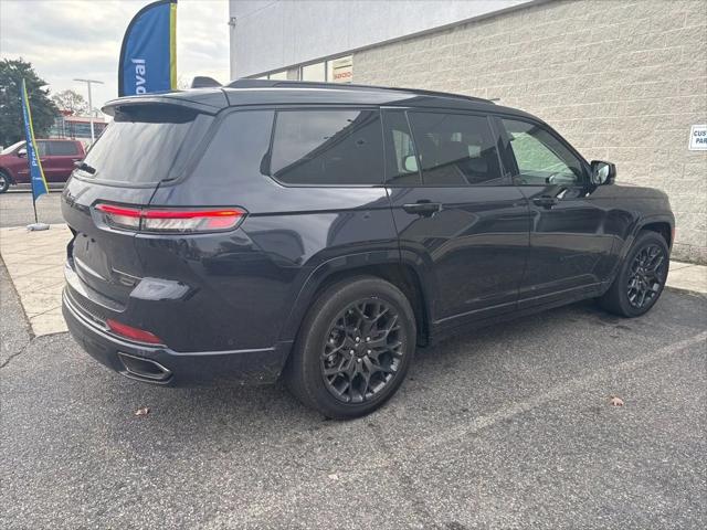 2023 Jeep Grand Cherokee L Summit Reserve 4x4 2023 Jeep Grand Cherokee L Summit Reserve 4x4