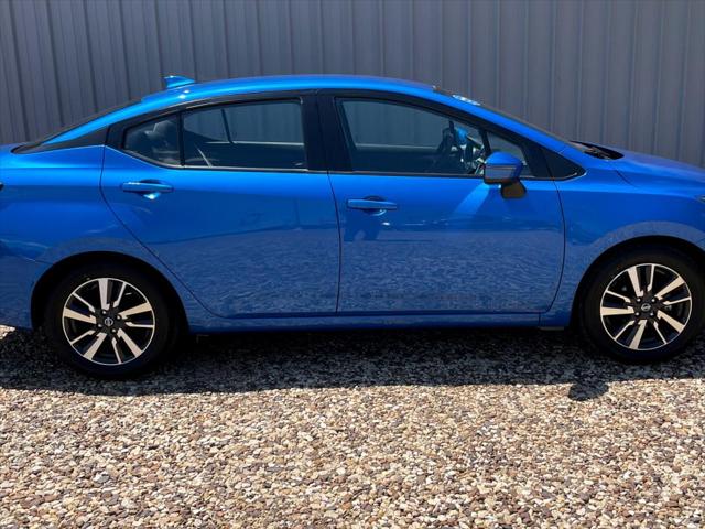 2021 Nissan Versa SV Xtronic CVT