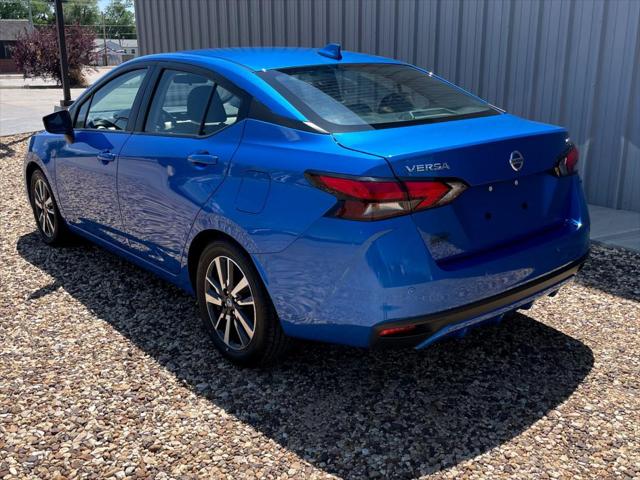 2021 Nissan Versa SV Xtronic CVT