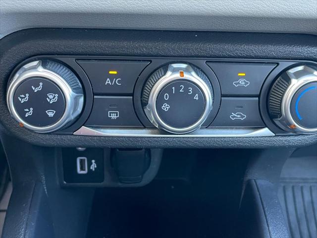 2021 Nissan Versa SV Xtronic CVT