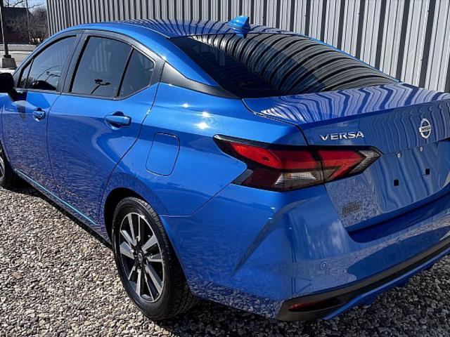 2021 Nissan Versa SV Xtronic CVT