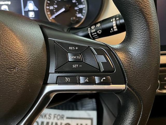 2021 Nissan Versa SV Xtronic CVT