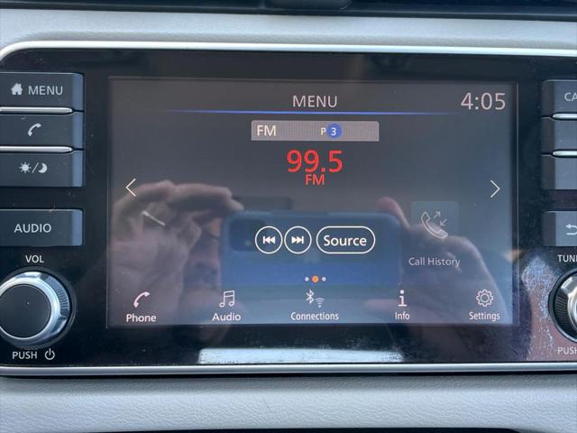2021 Nissan Versa SV Xtronic CVT