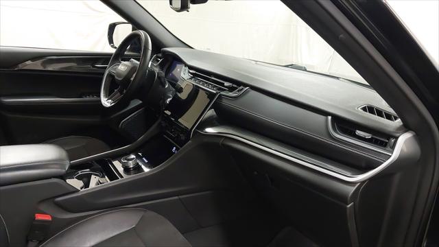 2022 Jeep Grand Cherokee L Altitude 4x4
