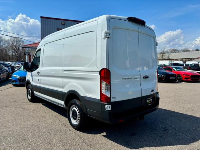 2018 Ford Transit T-250 130" Med Rf 9000 GVWR Sliding RH Dr