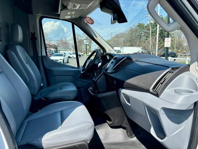 2018 Ford Transit T-250 130" Med Rf 9000 GVWR Sliding RH Dr