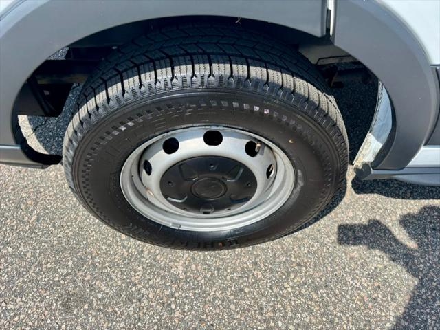 2018 Ford Transit T-250 130" Med Rf 9000 GVWR Sliding RH Dr