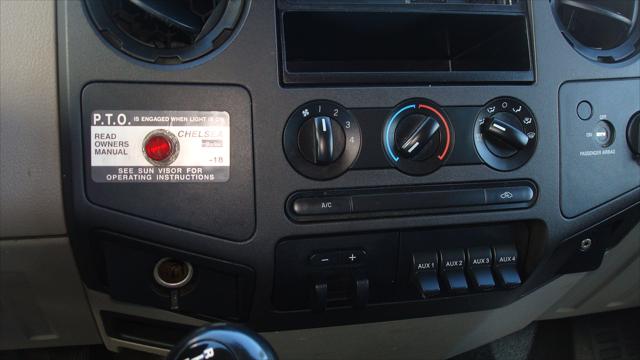 2010 Ford F-550 XL/XLT
