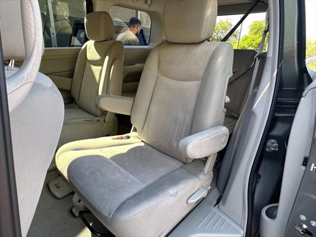 2012 Nissan Quest SV