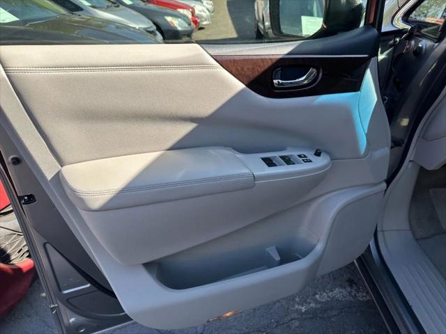 2012 Nissan Quest SV