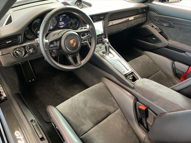 2019 Porsche 911 GT2 RS