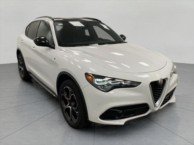 2024 Alfa Romeo Stelvio STELVIO Ti AWD