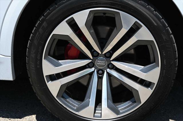 2019 Audi Q8 55 Premium