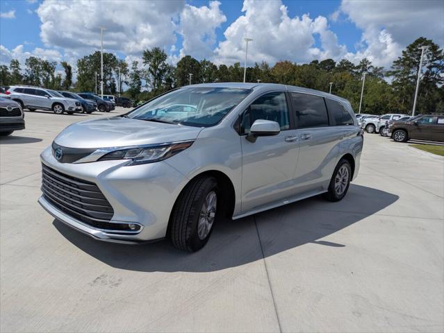 2022 Toyota Sienna XLE