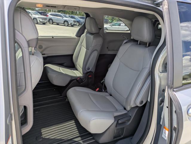 2022 Toyota Sienna XLE