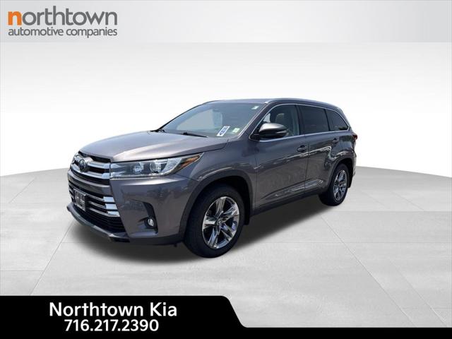 2019 Toyota Highlander Limited Platinum for sale in Amherst, NY