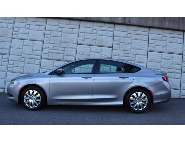2016 Chrysler 200 S