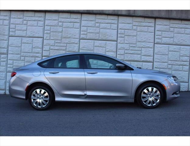 2016 Chrysler 200 S