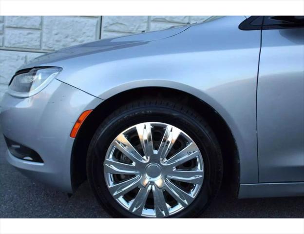 2016 Chrysler 200 S