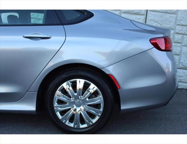 2016 Chrysler 200 S