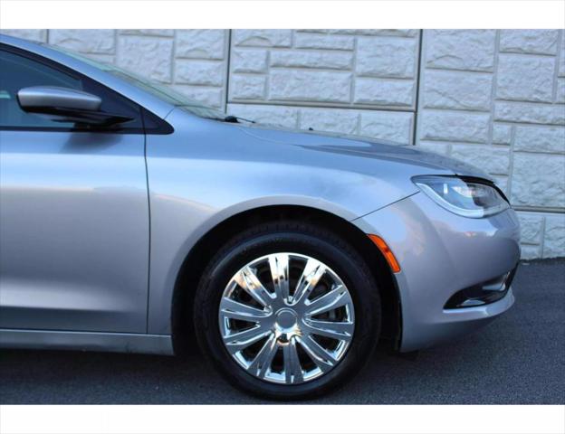 2016 Chrysler 200 S