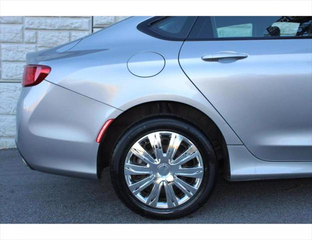 2016 Chrysler 200 S