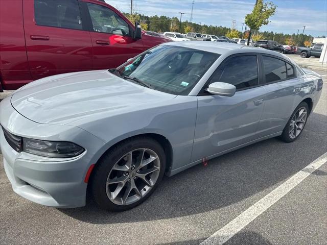 2020 Dodge Charger SXT RWD