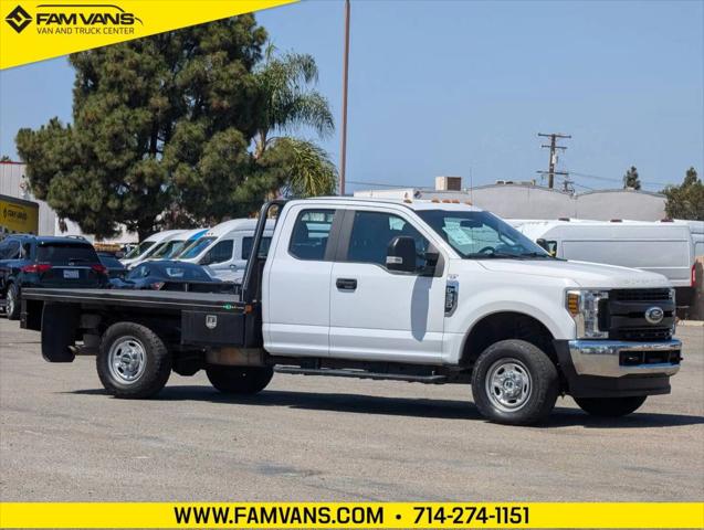 2019 Ford F-350 9FT Supercab Butler Spike Bale Flat Bed Truck 4X4 GAS for sale in Fountain Valley, CA