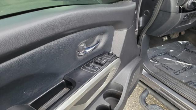 2021 Nissan Titan King Cab SV 4x2