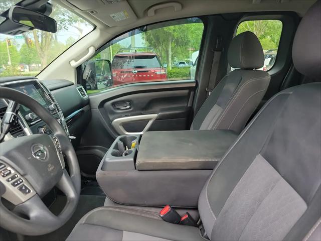 2021 Nissan Titan King Cab SV 4x2