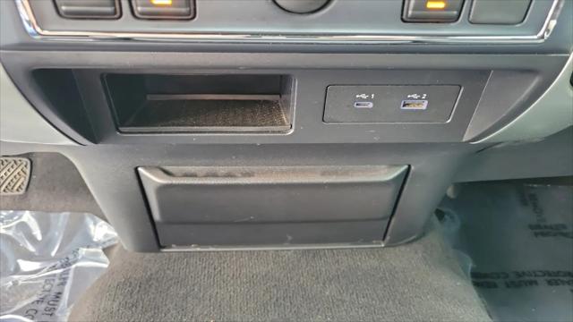 2021 Nissan Titan King Cab SV 4x2