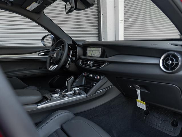 2024 Alfa Romeo Stelvio STELVIO VELOCE AWD 2024 Alfa Romeo Stelvio STELVIO VELOCE AWD