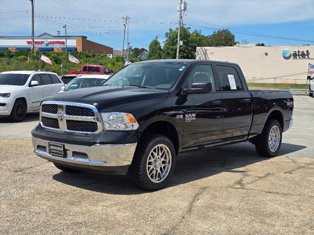2020 RAM 1500 Classic SLT Crew Cab 4x4 64 Box