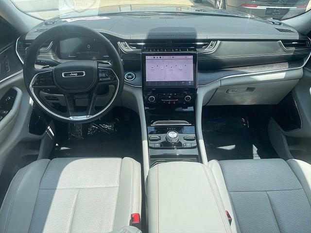 2022 Jeep Grand Cherokee L Overland 4x4