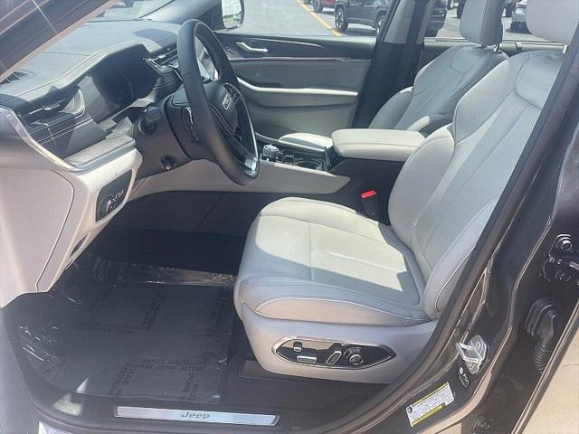 2022 Jeep Grand Cherokee L Overland 4x4