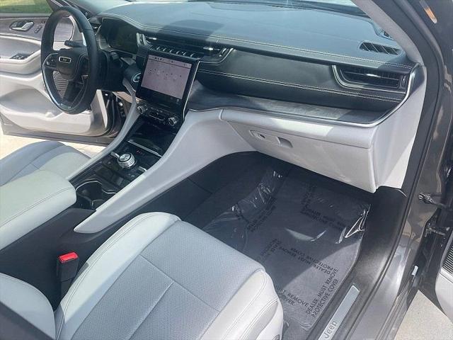 2022 Jeep Grand Cherokee L Overland 4x4