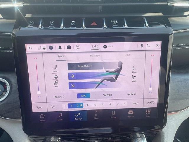 2022 Jeep Grand Cherokee L Overland 4x4