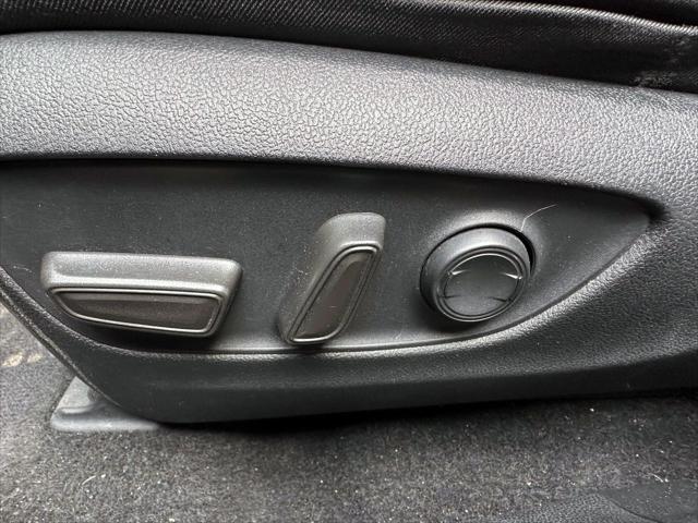 2021 Toyota RAV4 XLE [14]