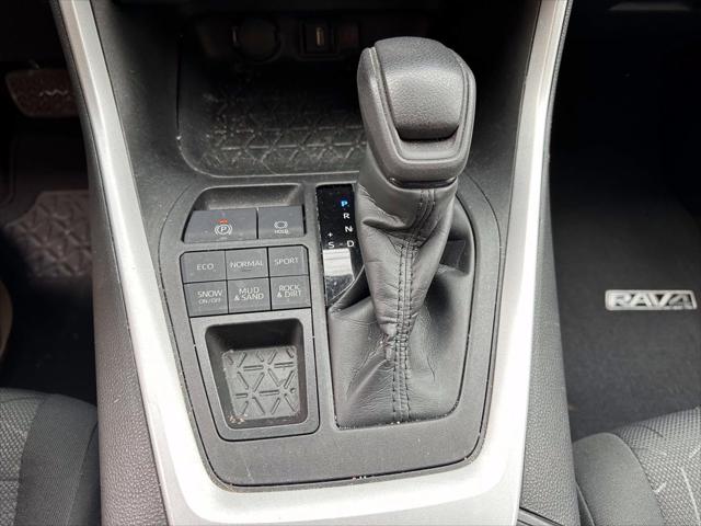 2021 Toyota RAV4 XLE [23]