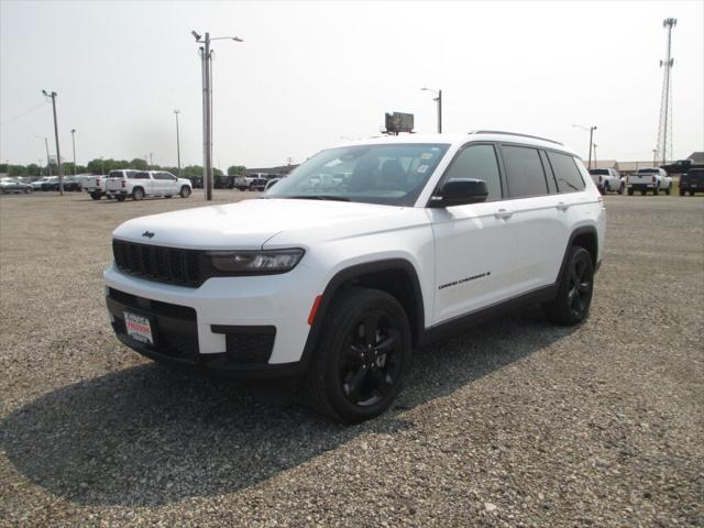 2022 Jeep Grand Cherokee L Altitude 4x4