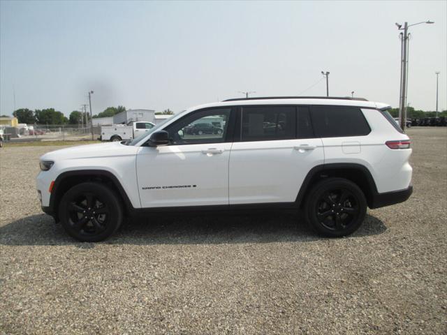 2022 Jeep Grand Cherokee L Altitude 4x4