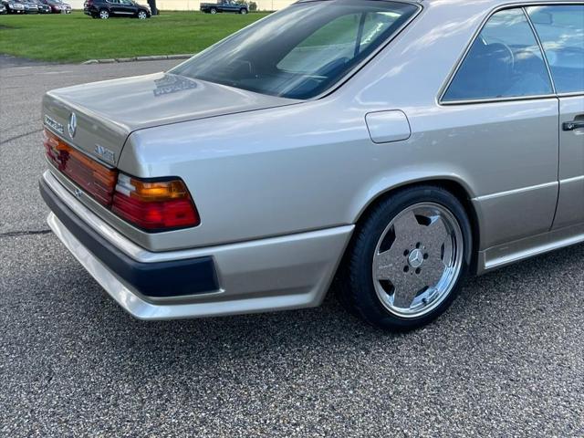 1990 Mercedes-Benz 300 Series 2dr Coupe 300CE
